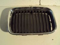 K�hlergrill rechts<br>BMW E34 5ER-REIHE