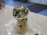 Kraftstoffpumpe <br>RENAULT CLIO II (BB0/1/2_, CB0/1/2_) 1.2