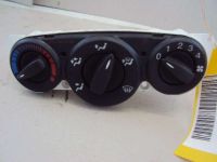 Heizungsbet�tigung ohne Klima<br>FORD FOCUS (DAW, DBW) 1.6 16V