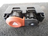 Schalter Warnblinker <br>RENAULT CLIO III (BR0/1, CR0/1) 1.2 16V