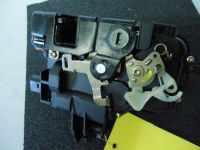 T�rschloss links hinten <br>VW GOLF IV (1J1) 1.6