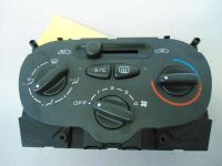 Heizungsbet�tigung Klima<br>PEUGEOT 206 SW (2E/K) 1.4