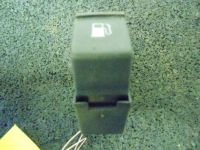 Schalter sonstige Tankdeckelentriegelung<br>VW PASSAT (3B3) 2.0