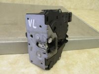 T�rschloss links vorn f�r Fahrzeuge ohne Diebstahlwarnanlage<br>OPEL CORSA D 1.4