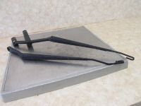 Wischerarm vorne <br>NISSAN ALMERA TINO (V10) 1.8