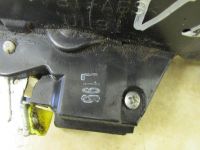 T�rschloss links vorn <br>TOYOTA AVENSIS KOMBI (T25) 2.2 D-CAT
