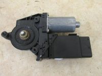 Motor Fensterheber links vorn <br>VW PASSAT VARIANT (3B6) 1.9 TDI