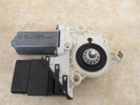 Motor Fensterheber rechts hinten <br>VW GOLF V (1K1) 1.9 TDI