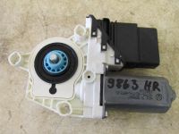 Motor Fensterheber rechts hinten <br>VW GOLF V (1K1) 1.9 TDI