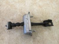 T�rfeststeller rechts und links verbaubar<br>OPEL CORSA D 1.4
